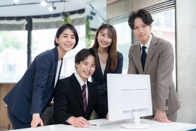 アワーズプロダクション(山梨の芸能プロダクション)のコーポレートサイト制作事例